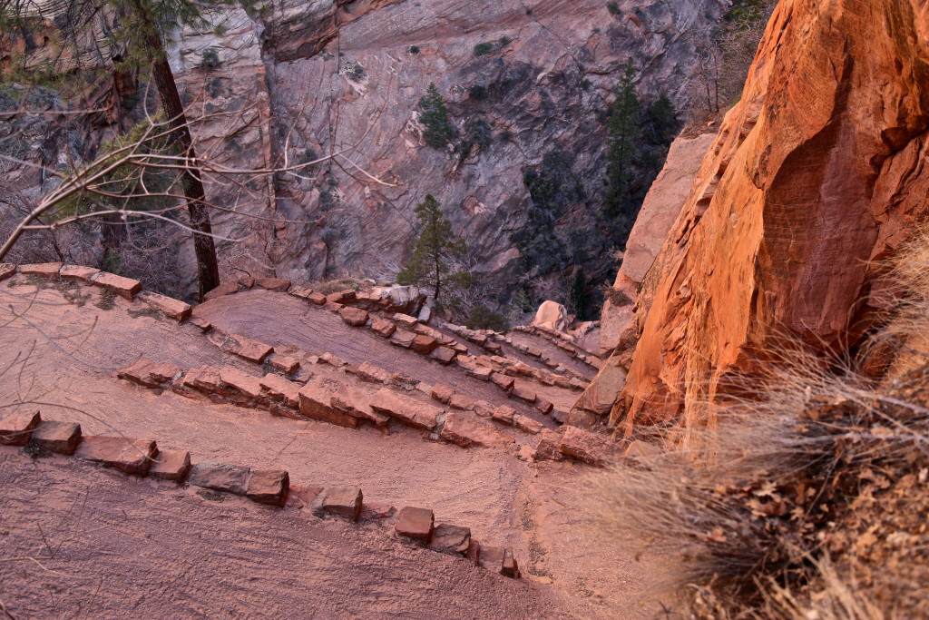 zion-national-park-angels-landing-utah